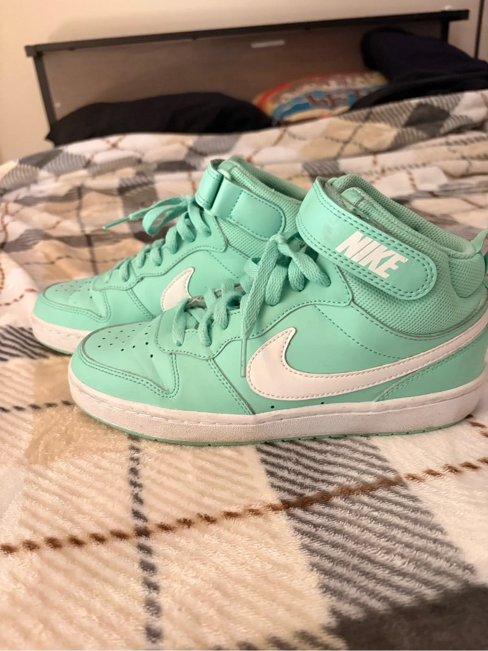 Nike Kids Mint Green High-Top Sneakers
